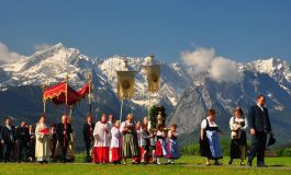 Positives Beispiel: Ein Kreuz für jede staatliche Behörde in Bayern