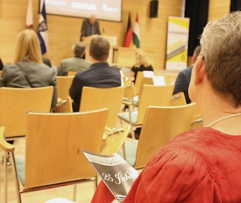 „Schwob, vergiss dei' Red' net!” JBG und Sonntagsblatt feiern 25-jähriges Jubiläum